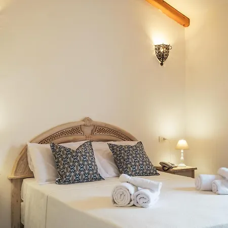Hotel La Suera San Pantaleo